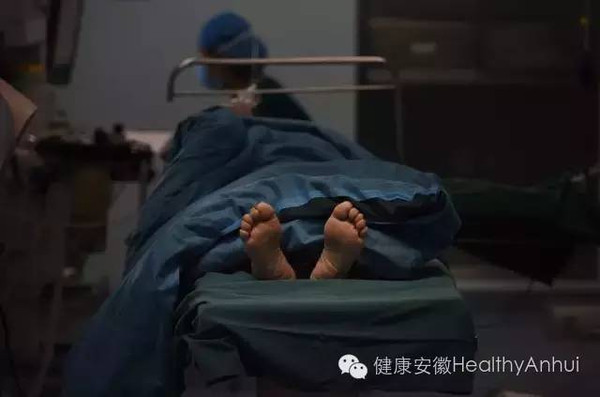 手术室，生命与技术的交响乐章——真实图片高清解析