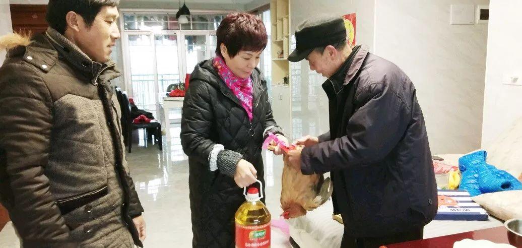 手术后鸡汤，滋补与关怀的完美炖煮