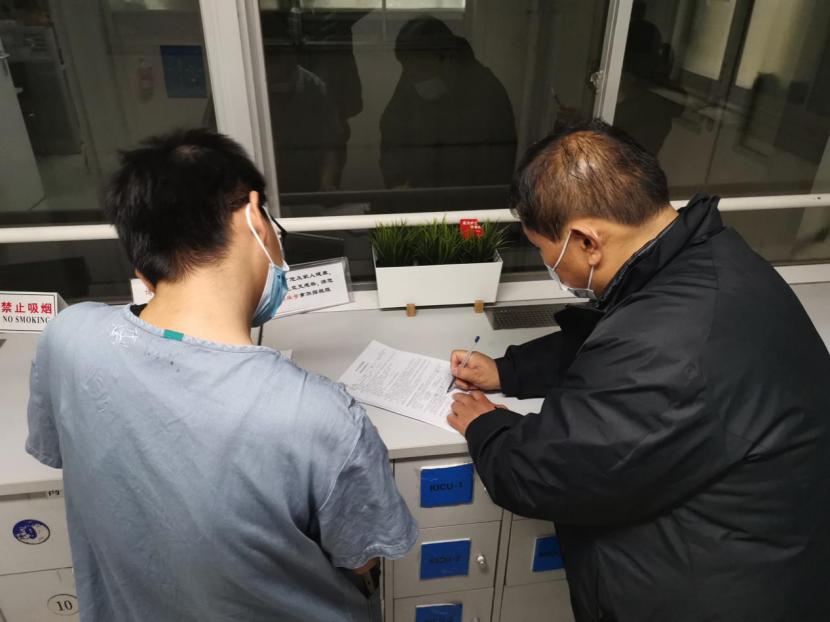 手术室外的抉择，谁可以为手术签字？
