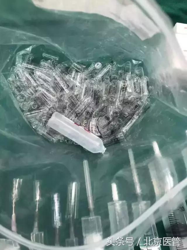 手术室护士长述职报告PPT，筑梦手术室，守护生命之光