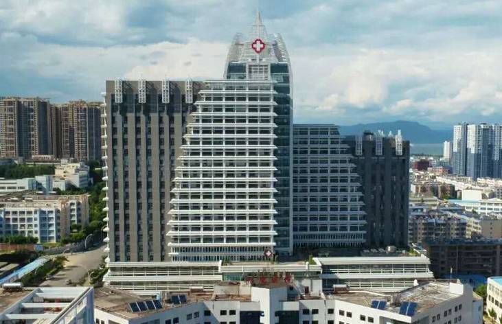 云南大学附属医院，三级甲等医院的卓越之路